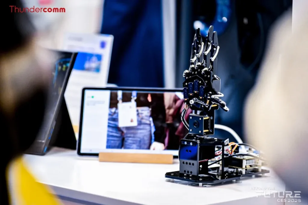 CES 2025丨创通联达正式宣布魔方派3全球发售,售价179美元插图4 CES 2025丨创通联达正式宣布魔方派3全球发售,售价179美元插图4