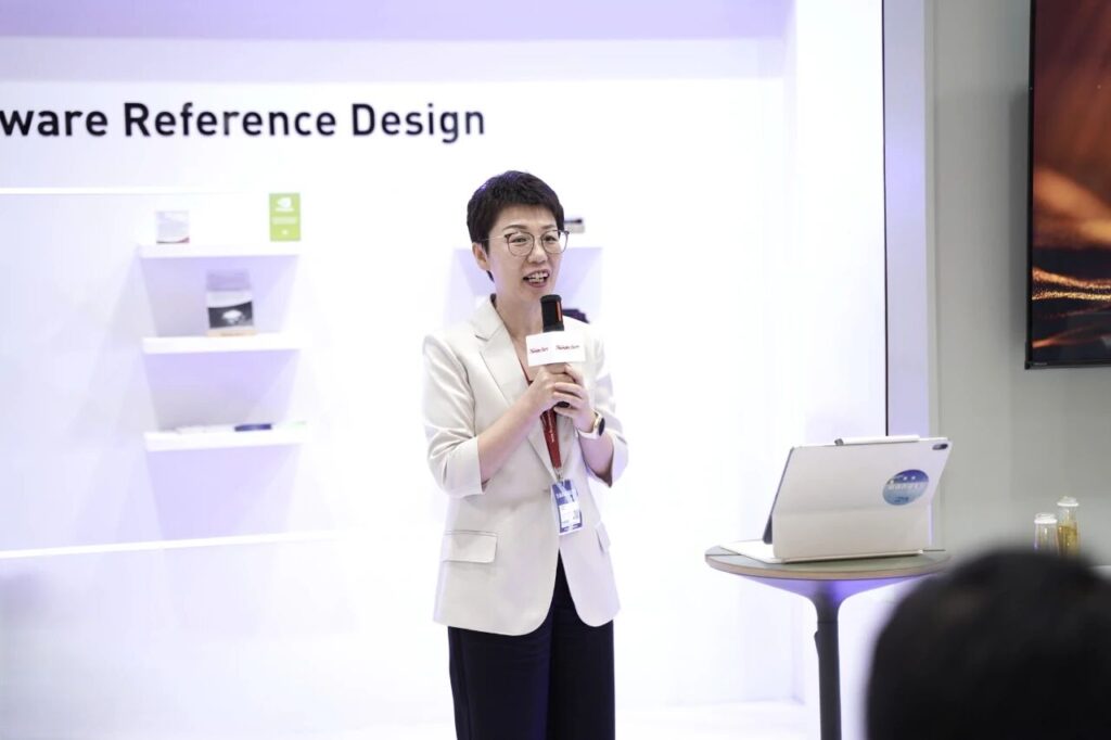 中科创达携手吉利汽车集团,NVIDIA共同在IAA2025亮相AIBOX,为规模化AI上车提供强大助力插图3 中科创达携手吉利汽车集团,NVIDIA共同在IAA2025亮相AIBOX,为规模化AI上车提供强大助力插图3